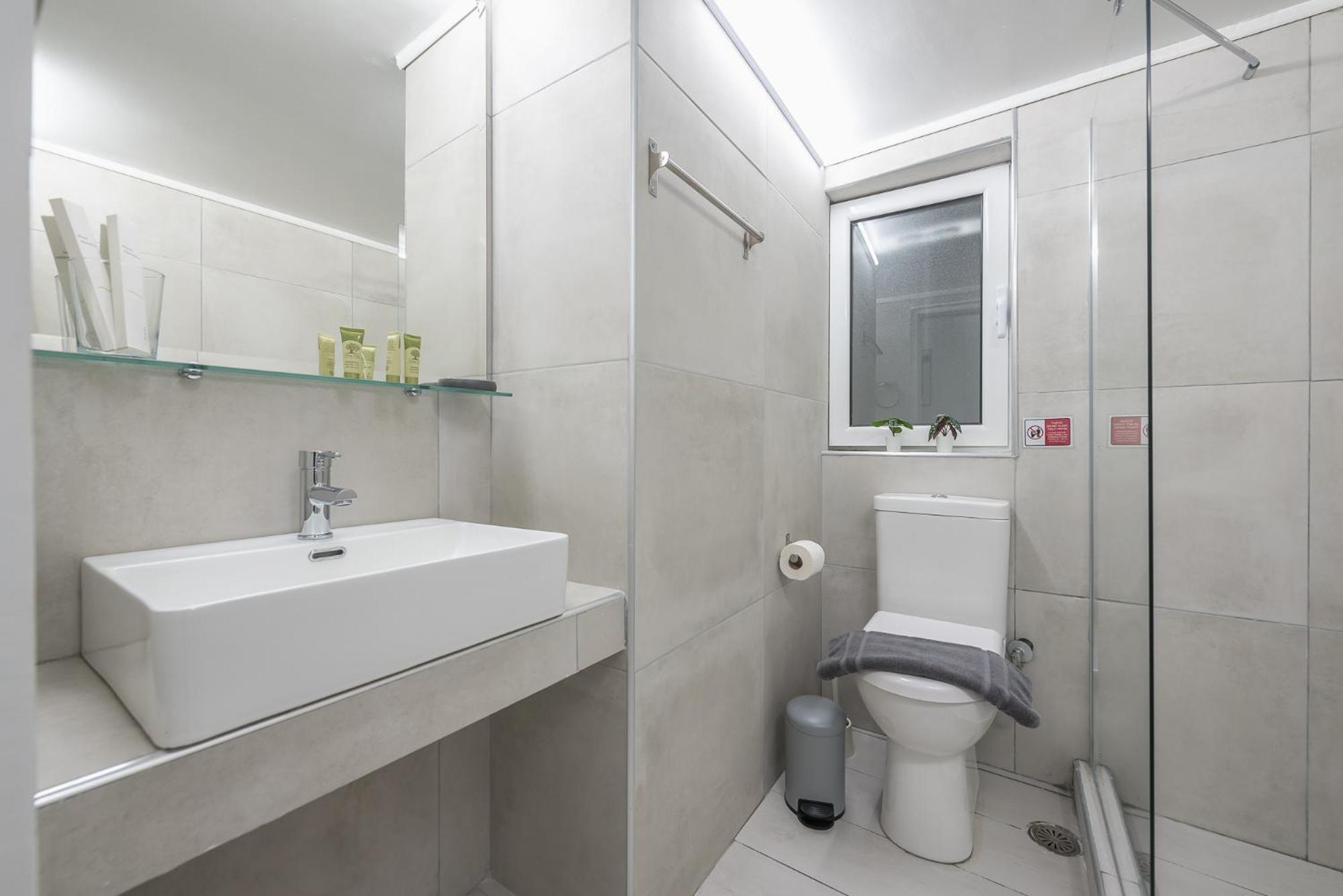אתונה Contemporary Apartment 200M From Acropolis 100Mbps Netflix מראה חיצוני תמונה