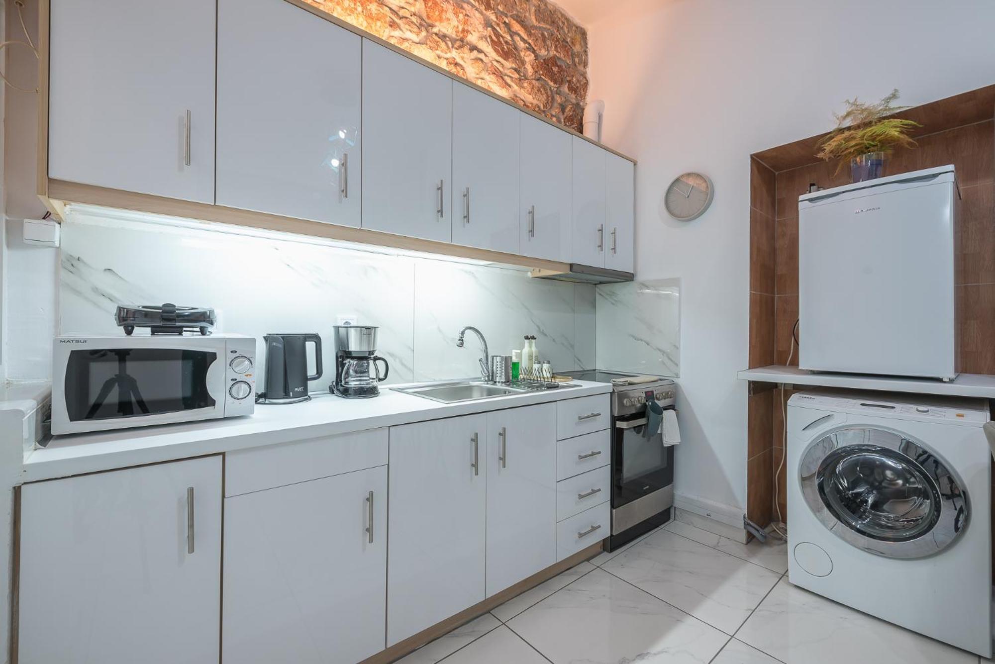 אתונה Contemporary Apartment 200M From Acropolis 100Mbps Netflix מראה חיצוני תמונה